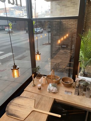 Naudi Signature Pizza by null