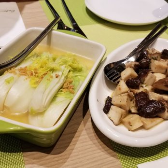 旭逸酒店 - Set dinner for 4 comes with veg and mushrooms - Hotels Near Me - Hong Kong, HK