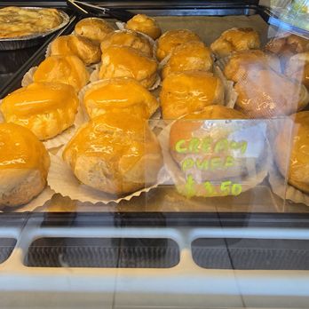 Sugar Toof - Cream Puff - Desserts Near Me - Hercules, California