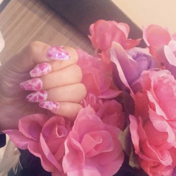 Feliz Salon - Love My Nails - Eyelash Service Near Me - Santa Ana, California