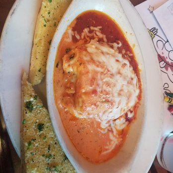 Guillermo's - Chicken and Pepperoni Lasagna...great combination - Italian Near Me - San Antonio, Texas