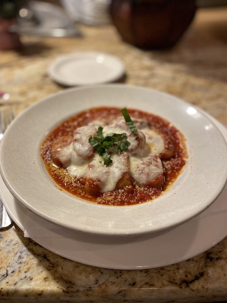 Farina Neighborhood Italian