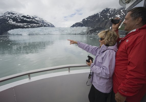 Glacier Bay Lodge & Tours by null