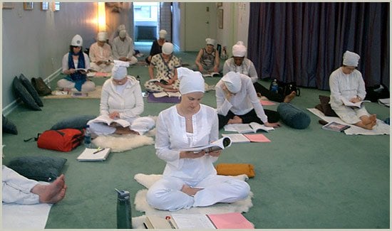 Kundalini Yoga East by null