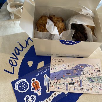 Levain Bakery - Back Bay, Boston - Grand opening goodies! - Bakeries Near Me - Boston, Massachusetts Levain Bakery - Back Bay, Boston - Grand opening goodies! - Bakeries Near Me - Boston, Massachusetts