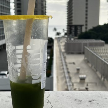 Junbi - Waikiki - Cold strawberry Matcha w/ Coconut Milk - Coffee & Tea Near Me - Honolulu, Hawaii