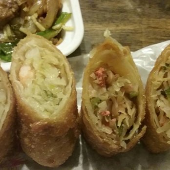 China Wonder - Shrimp roll on the left and roast pork eggroll on the right. Both very good. - Chinese Near Me - Norman, Oklahoma