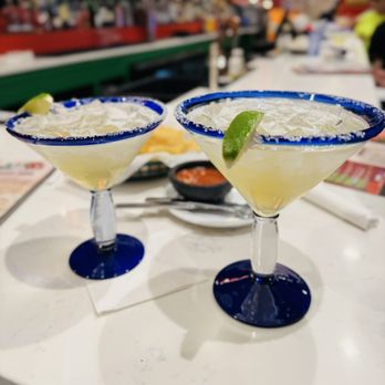 Dos Hermanos Fine Tex Mex - Margs - Tacos Near Me - Alexandria, Virginia