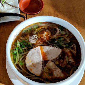 Le Pho - Bun bo hue - Vietnamese Near Me - Berkeley, California