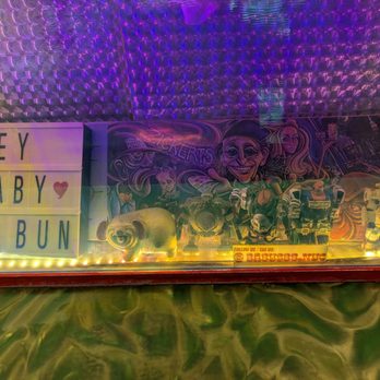 Baby's Buns & Buckets - Thai Near Me - Brooklyn, New York