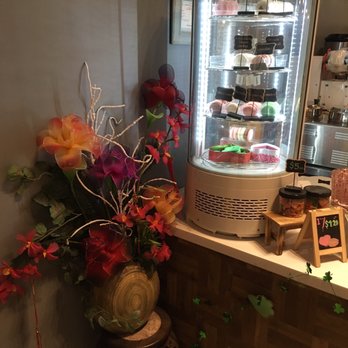 Sharetea - Macaron offerings - Coffee & Tea Near Me - Riverside, California