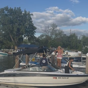 Tonka Boat Rentals - Boating Near Me - Wayzata, Minnesota
