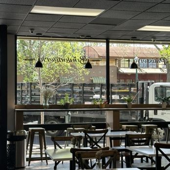 Brioche de Paris - Interior - French Near Me - Walnut Creek, California Brioche de Paris - Interior - French Near Me - Walnut Creek, California