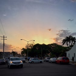 San Juanistas - Atardecer en el parque