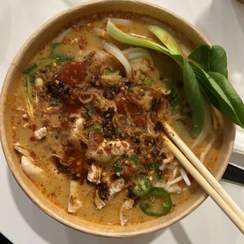 A Noodle Story - Red curry with chicken and pho noodles - Noodles Near Me - Temecula, California