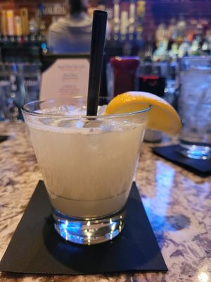 R Bar & Grill by null