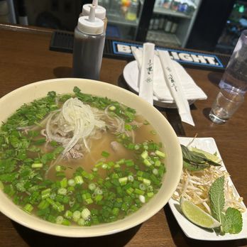 Tomukun Noodle Bar - Pho Deluxe - Noodles Near Me - Ann Arbor, Michigan Tomukun Noodle Bar - Pho Deluxe - Noodles Near Me - Ann Arbor, Michigan