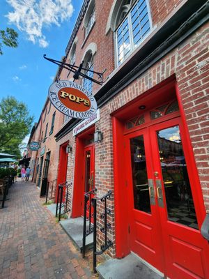 Pop's Old Fashion Ice Cream Co by null