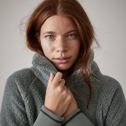 Athleta