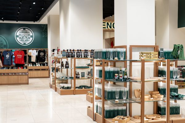 Pilsner Urquell: The Original Beer Experience by null