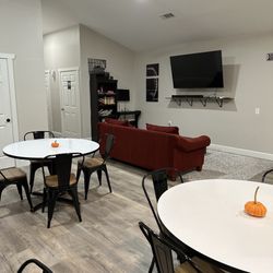Reveille Ridge RV Park - Recreation Lounge