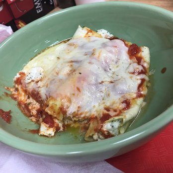 Emiliano's Pizza 2 - Baked manicotti - Pizza Near Me - Warminster, Pennsylvania