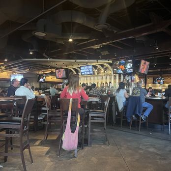 Yard House - The bar - New American Near Me - Palmdale, California Yard House - The bar - New American Near Me - Palmdale, California
