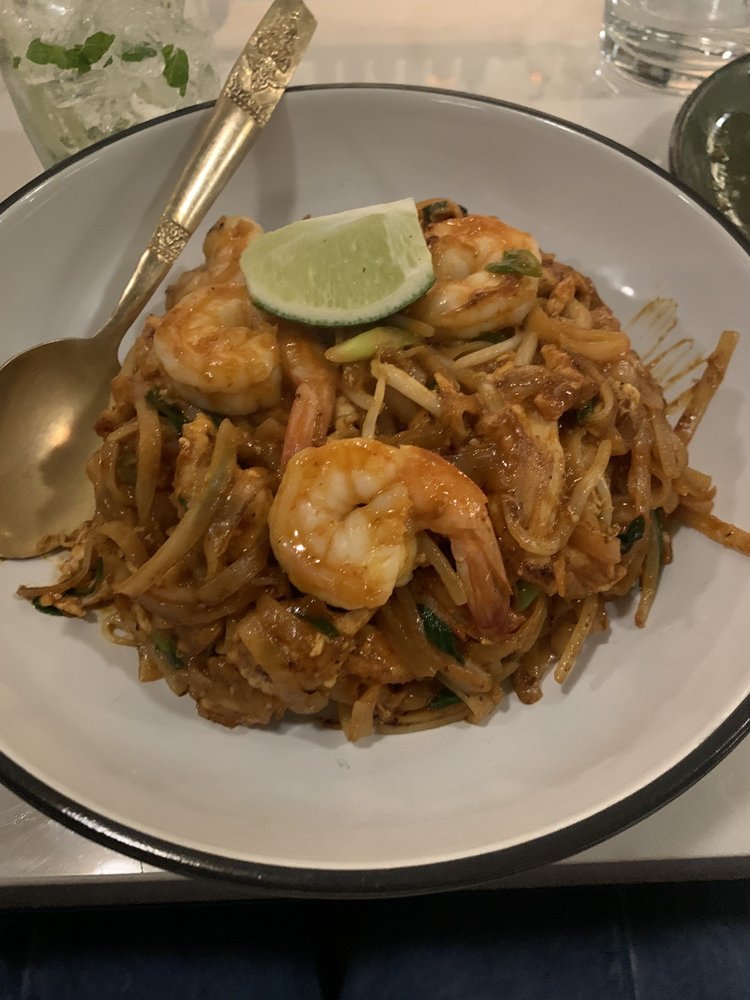 Sen Thai Noodles & Hot Pot