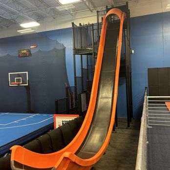 Sky Zone Trampoline Park - Mega launch - Trampoline Parks Near Me - Sarasota, Florida Sky Zone Trampoline Park - Mega launch - Trampoline Parks Near Me - Sarasota, Florida