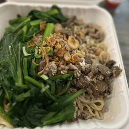 Mie ayam jamur (noodle with chicken & mushroom) Mie ayam jamur (noodle with chicken & mushroom)