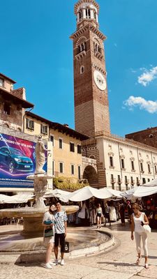 Piazza Delle Erbe by null