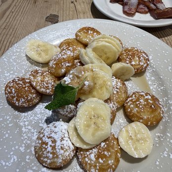 Le Pain Quotidien - Organic Dutch Mini-Pancakes - Bakeries Near Me - Claremont, California Le Pain Quotidien - Organic Dutch Mini-Pancakes - Bakeries Near Me - Claremont, California