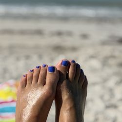 Coco Nails Bar - Perfect pedicure ready for the beach