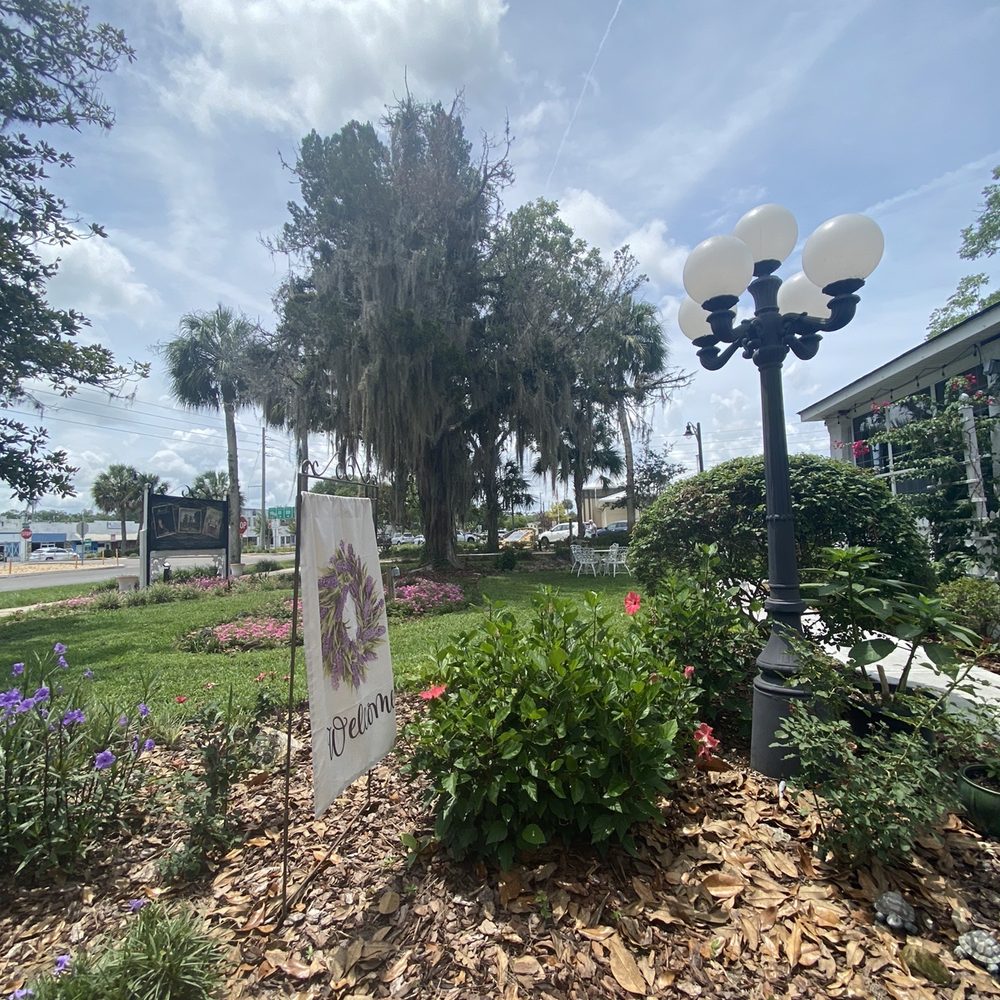 The Ivy House Restaurant - Entrance of "The Ivy House" - Southern Near Me - Williston, Florida The Ivy House Restaurant - Entrance of "The Ivy House" - Southern Near Me - Williston, Florida