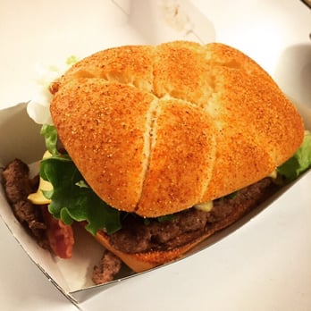 McDonald's Restaurants - Burgers Near Me - London, XGL McDonald's Restaurants - Burgers Near Me - London, XGL