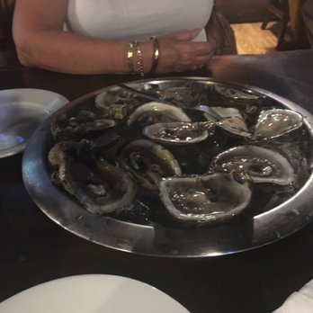 Cayo Esquivel - Dozen oysters - Seafood Near Me - Miami, Florida Cayo Esquivel - Dozen oysters - Seafood Near Me - Miami, Florida