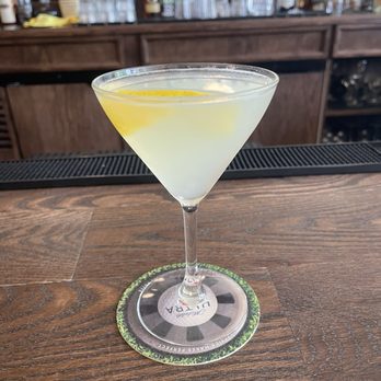 Bishop Quigley - French 75 - Pubs Near Me - Tulsa, Oklahoma
