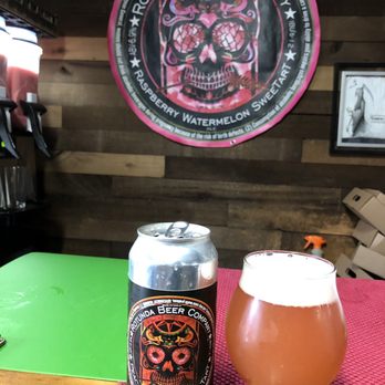 Rotunda Brewing Company - Peach sWheat Tart - Breweries Near Me - Annville, Pennsylvania