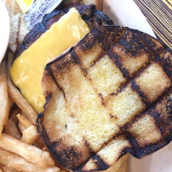 Mambo Seafood - We specifically asked for the buns not to be burned and this is what was brought out to us. - Seafood Near Me - Houston, Texas
