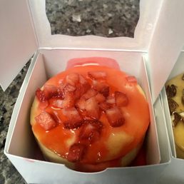 Strawberry no shortcake in cheesecake "we" size Strawberry no shortcake in cheesecake "we" size