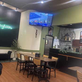 Zaytoon Kabob Grill - Playing some FOOTBALL on the large screen TV - Afghan Near Me - Wyomissing, Pennsylvania Zaytoon Kabob Grill - Playing some FOOTBALL on the large screen TV - Afghan Near Me - Wyomissing, Pennsylvania