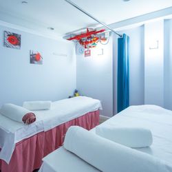 Kang Hua Massage Spa - Couples massage room at Kang Hua Massage Spa