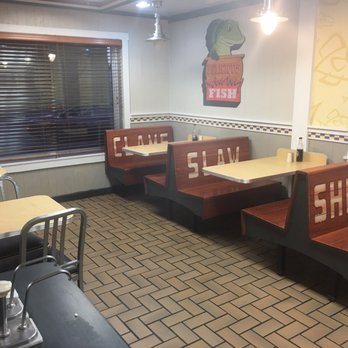 Long John Silver's - More seating, booths if your prefer! - Seafood Near Me - Virginia Beach, Virginia