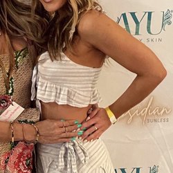 Self Care LA - Body is looking fire thanks to my Coolsculpting sessions at Self Care LA! Wohooo! Give me more!