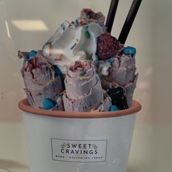 Sweet Cravings - Rolled ice cream