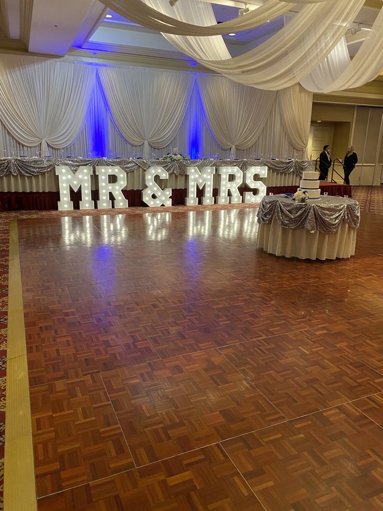 YELLOW SHOES EVENT RENTALS Updated October 2024 14 Photos 2011 E