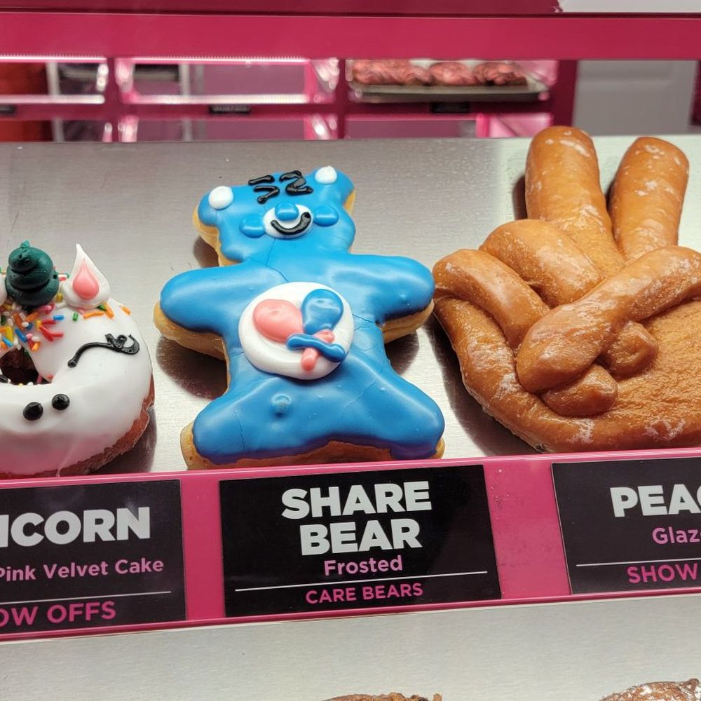 Pinkbox Doughnuts - Donuts Near Me - Laughlin, Nevada Pinkbox Doughnuts - Donuts Near Me - Laughlin, Nevada