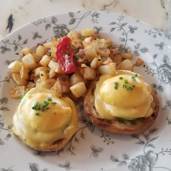 Little Hen - Avocado eggs benedict medium well. - Breakfast & Brunch Near Me - Weston, Florida
