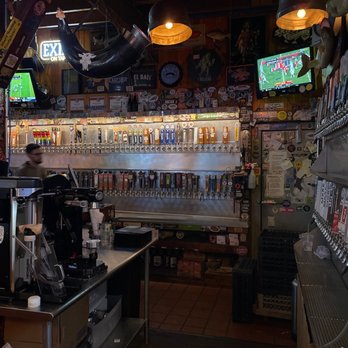 El Bait Shop - Lots of taps - Bars Near Me - Des Moines, Iowa El Bait Shop - Lots of taps - Bars Near Me - Des Moines, Iowa