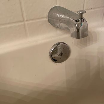 Robins Plumbing - Final repair, no more leaks! - Plumbing Near Me - Phoenix, Arizona